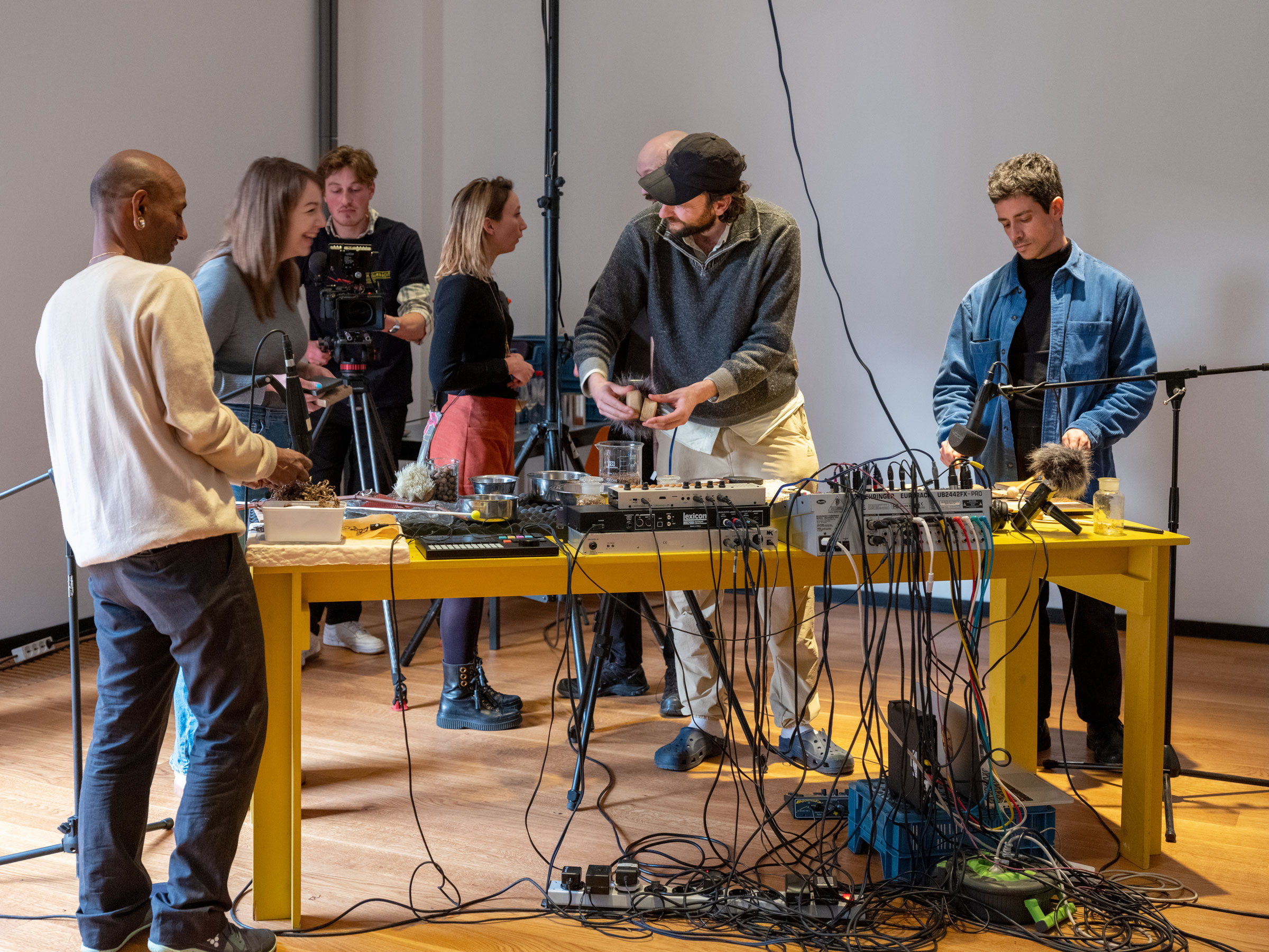 Future Materials Sound Bank, participatory performance by Kim David Bots and Sumugan Sivanesan. Jan van Eyck Academie, Maastricht, Netherlands.