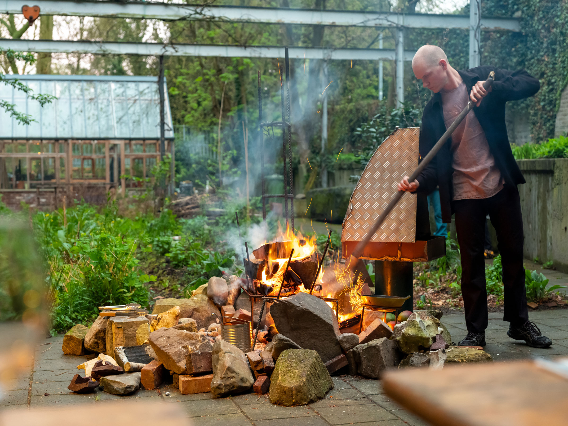 Fire-fuelled dinner, fish-schooled matters – dinner by Jonas Palekasand Anastasia Eggers. Jan van Eyck Academie, Maastricht, Netherlands.