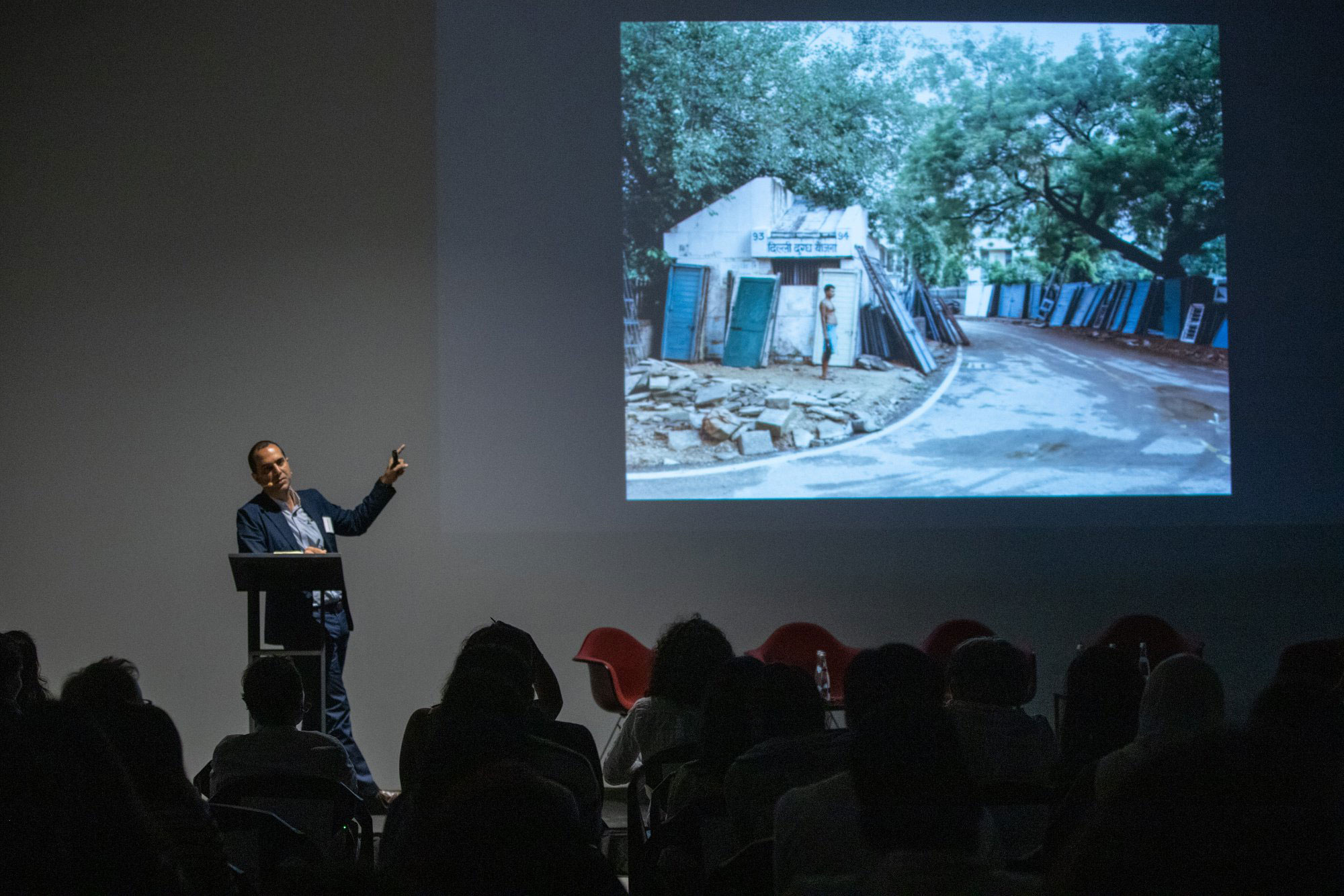 Randhir Singh presenting Modernity, Architecture and the Role of the Photographer, at Temporary Spaces, Alserkal Arts Foundation Project Space, Dubai.